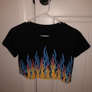 Black cropped shirt with flames